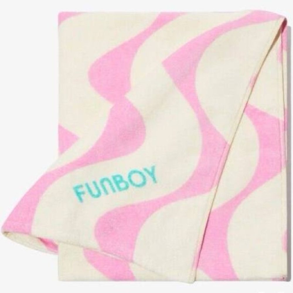 NWT FUNBOY POOLSIDE Leisure Club Beach Towel